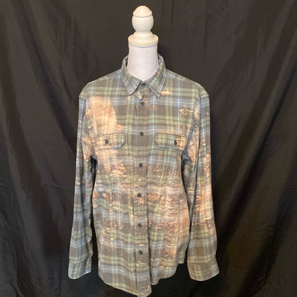 Tyler Childers flannel